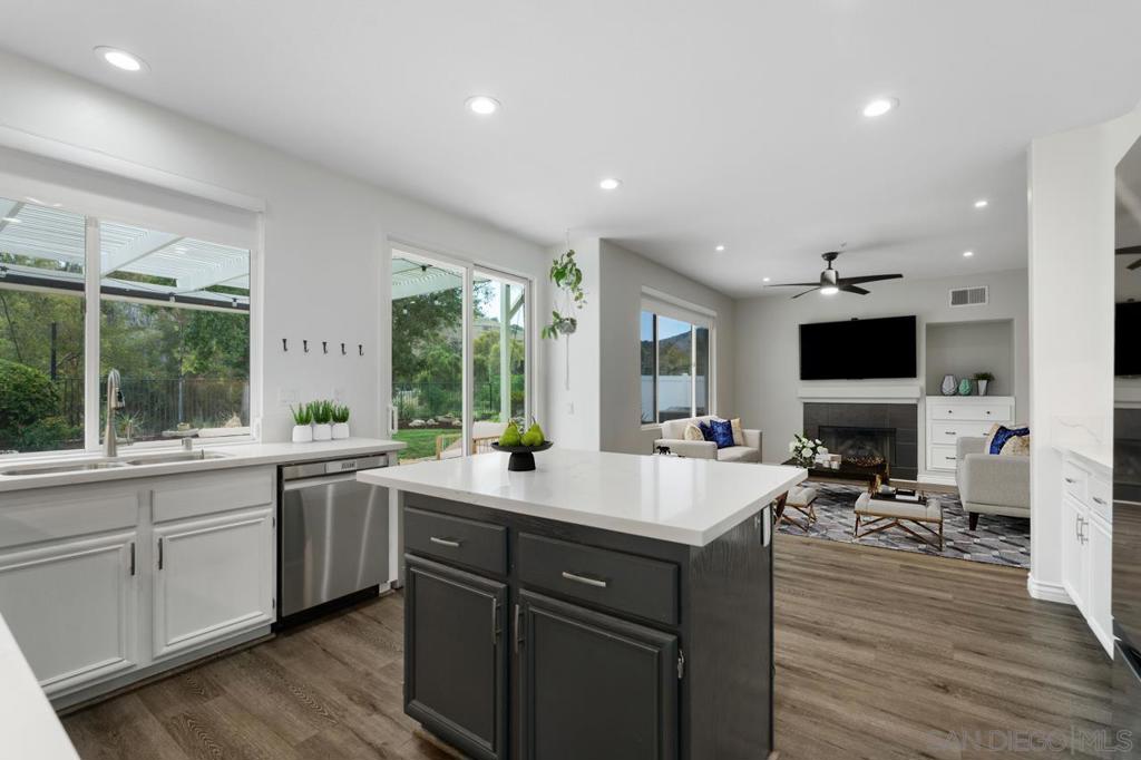 2201 Orange Grove Place Property Photo 14