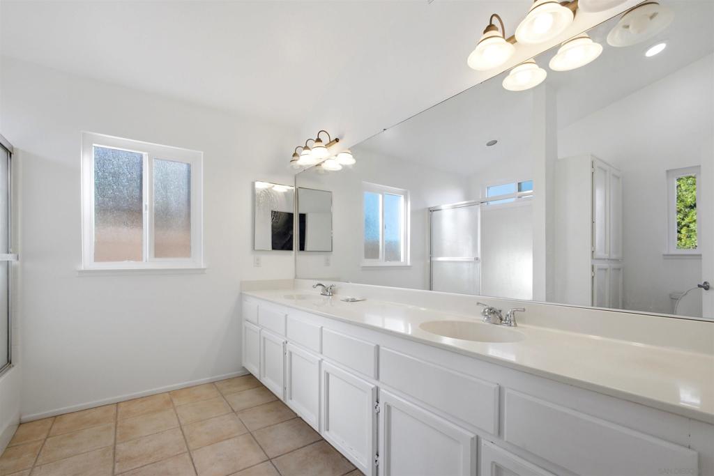 39766 Del Val Dr Property Photo 21