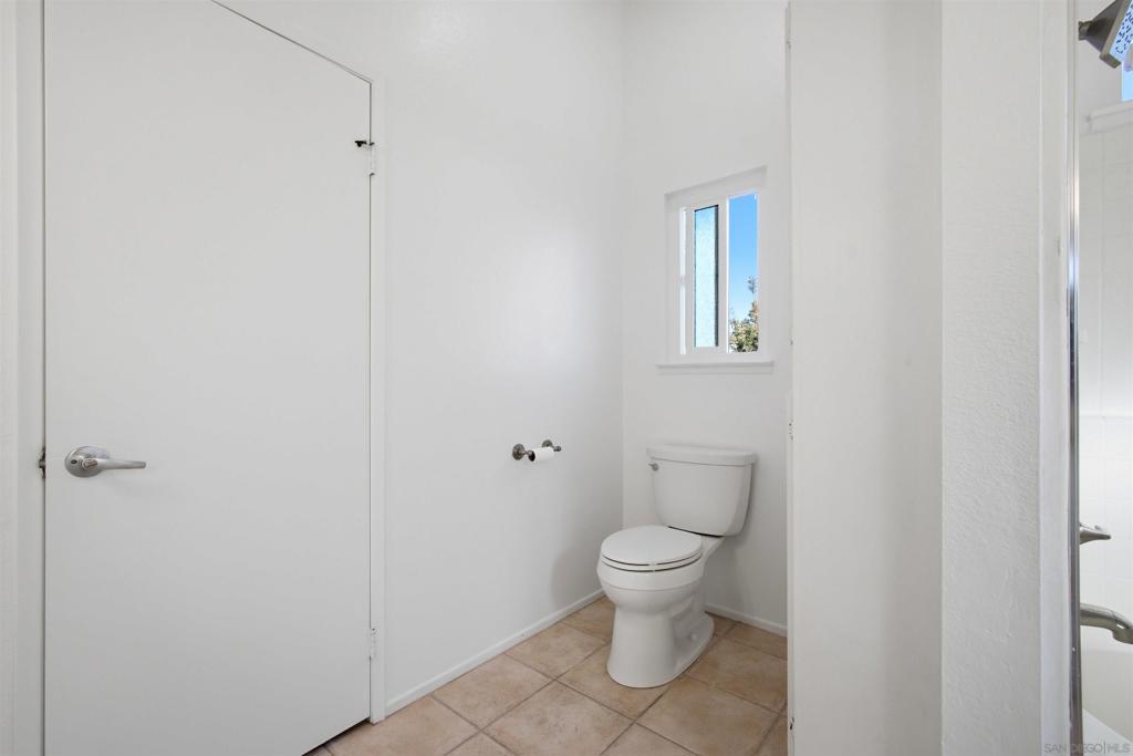 39766 Del Val Dr Property Photo 23