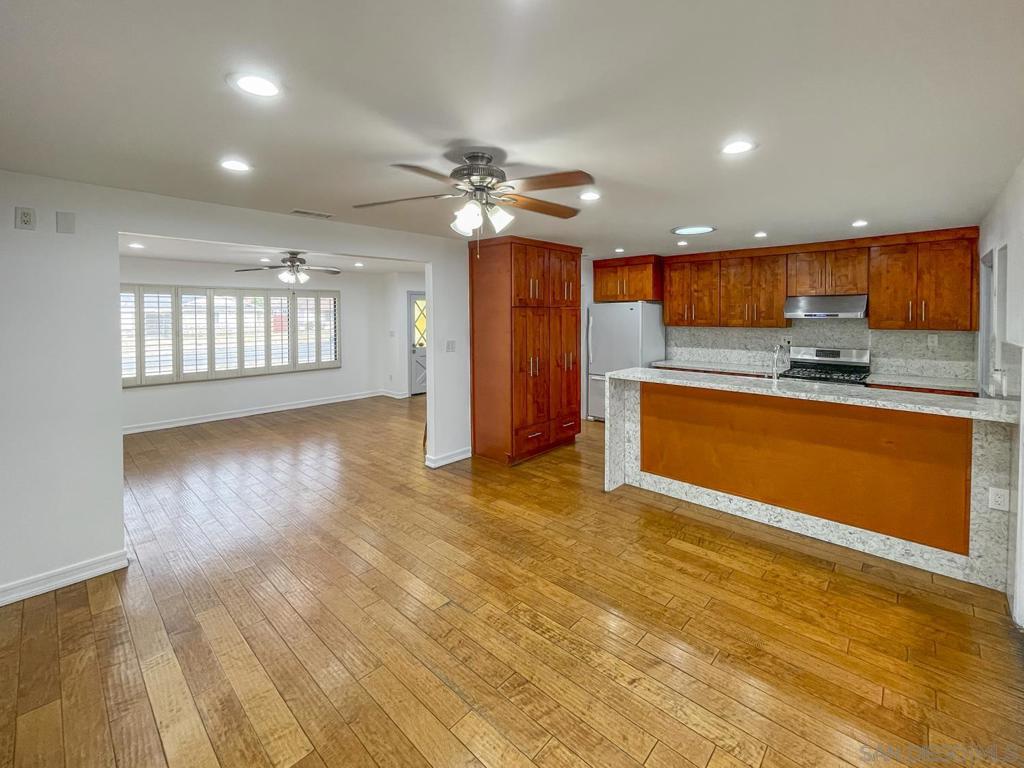 902 Taft Ave Property Photo 8