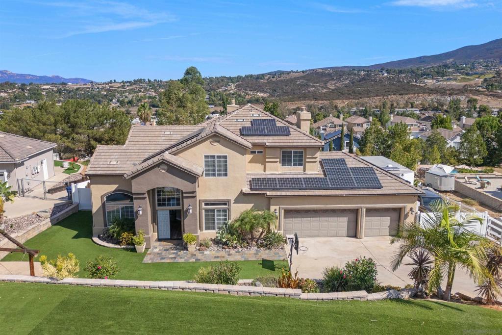 1521 Miss Elle Property Photo 2
