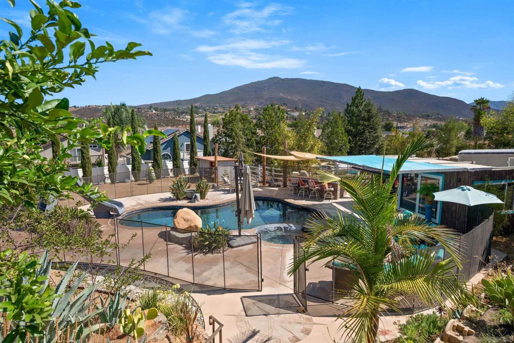 1521 Miss Elle Property Photo 39