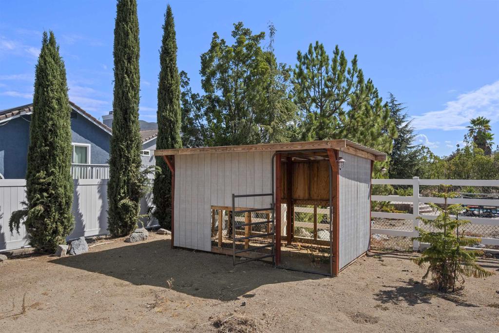 1521 Miss Elle Property Photo 48