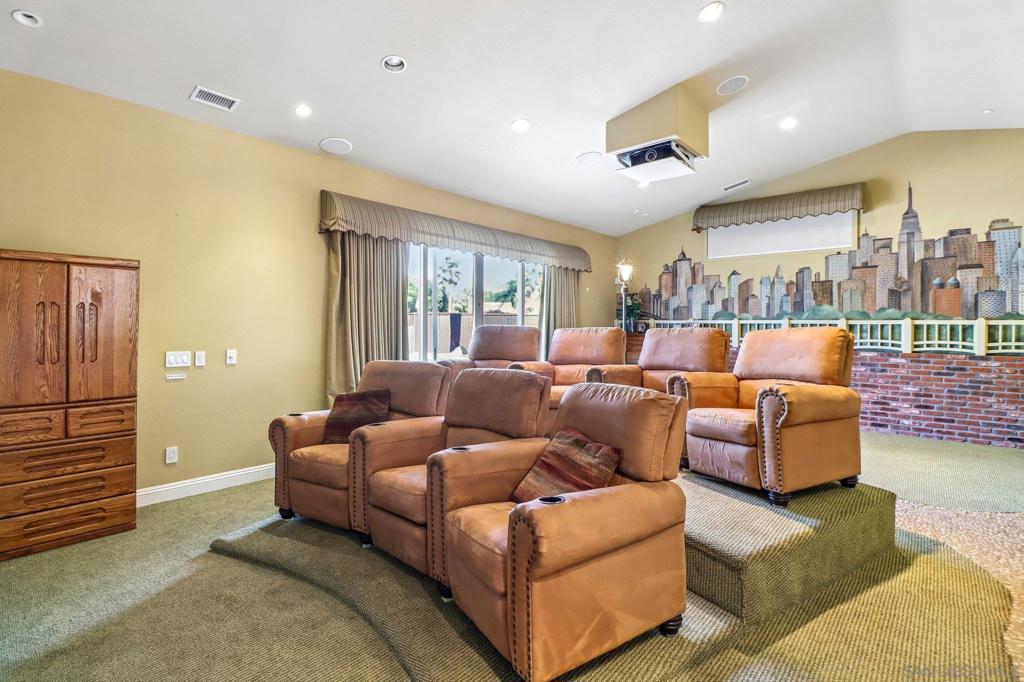 9086 Hunter Pass Property Photo 46