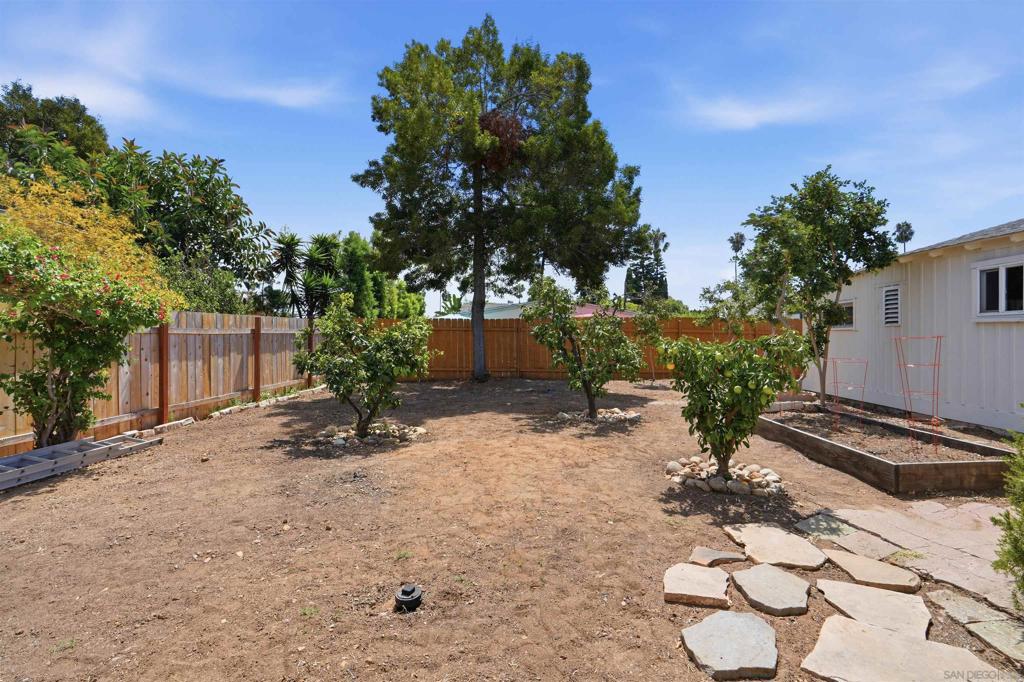 3669 Alexia Pl Property Photo 18