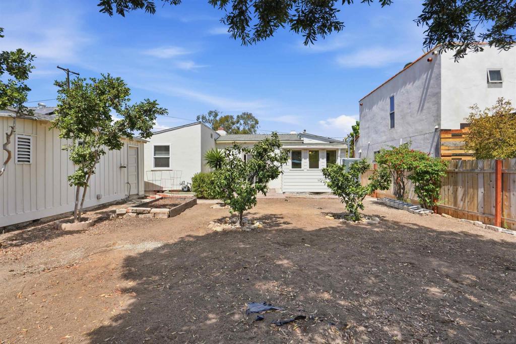 3669 Alexia Pl Property Photo 19
