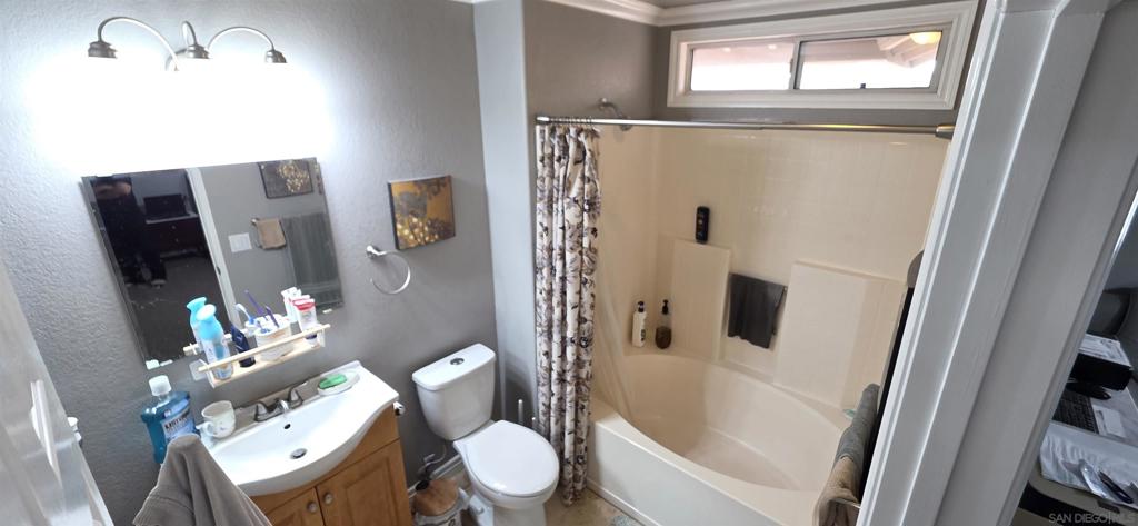 880 Friendly Property Photo 7
