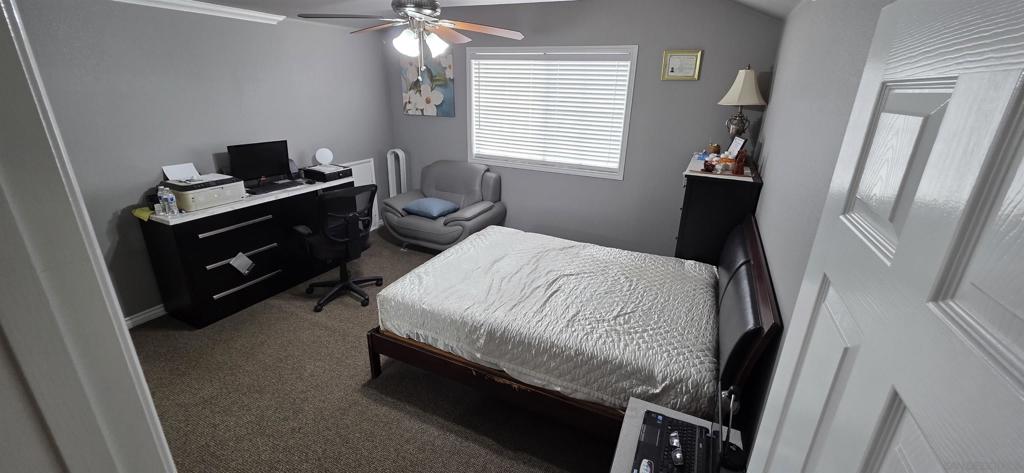 880 Friendly Property Photo 9