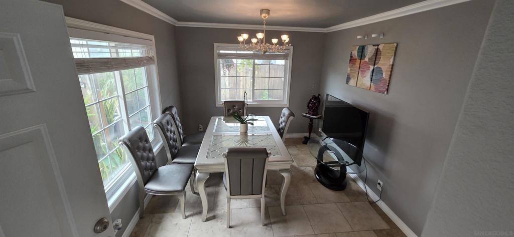 880 Friendly Property Photo 11