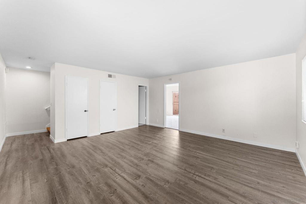 2018 Hawkins Way Property Photo 5