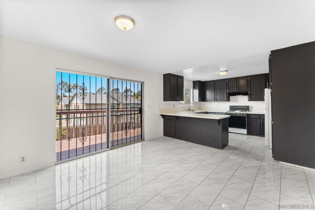 2018 Hawkins Way Property Photo 7