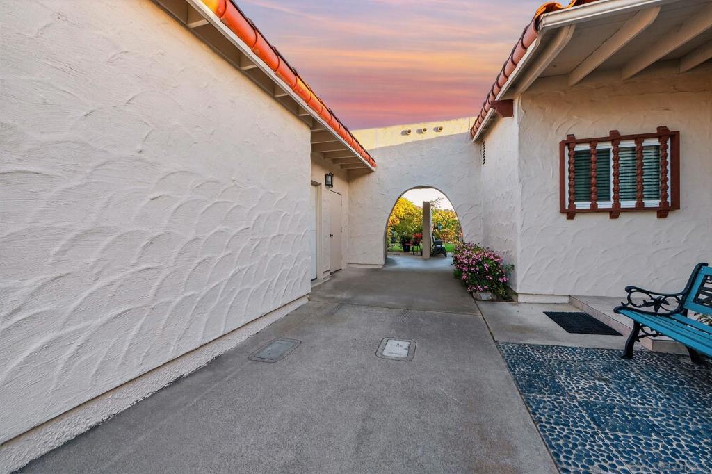 12461 Rios Property Photo 32