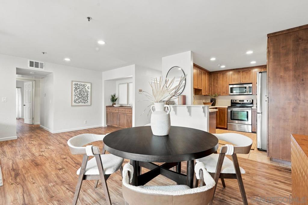 5645 Friars 384 Property Photo 18
