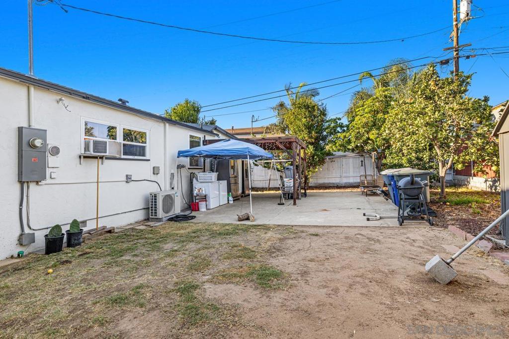 215 N R Property Photo 33