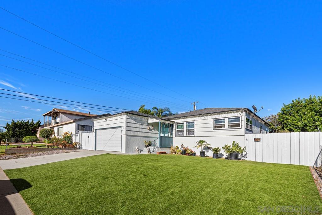 215 N R Property Photo 35