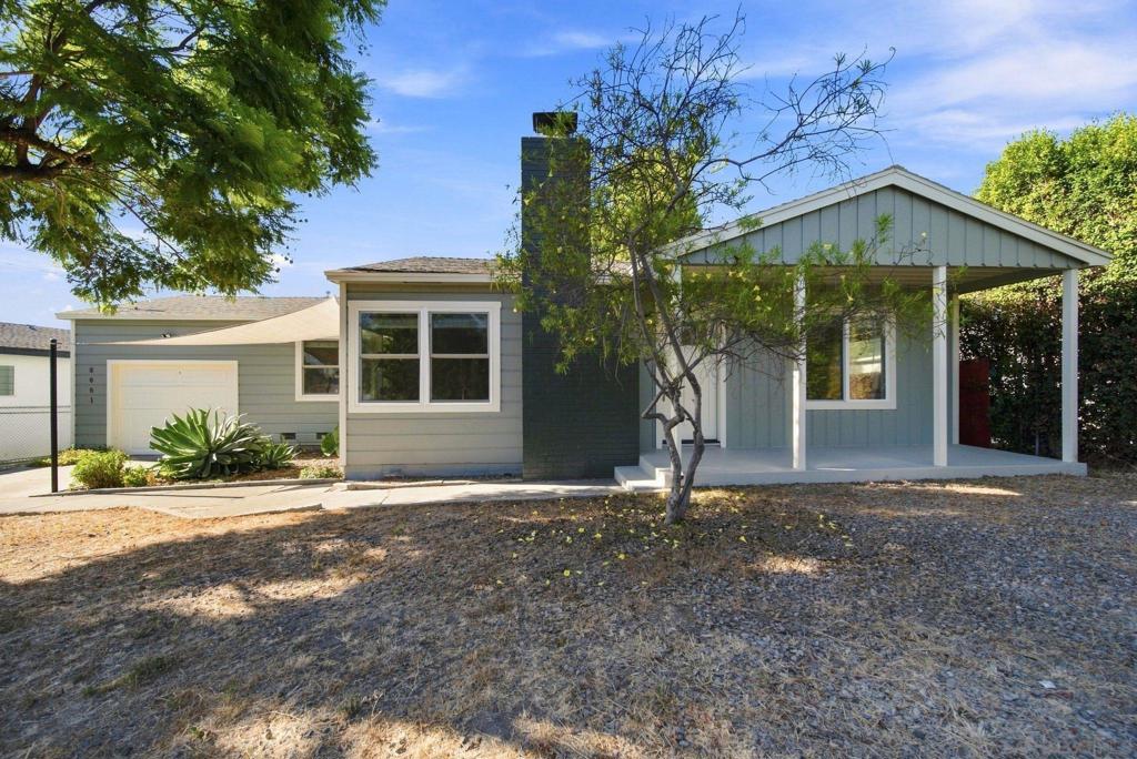 8661 Valencia St Property Photo 2