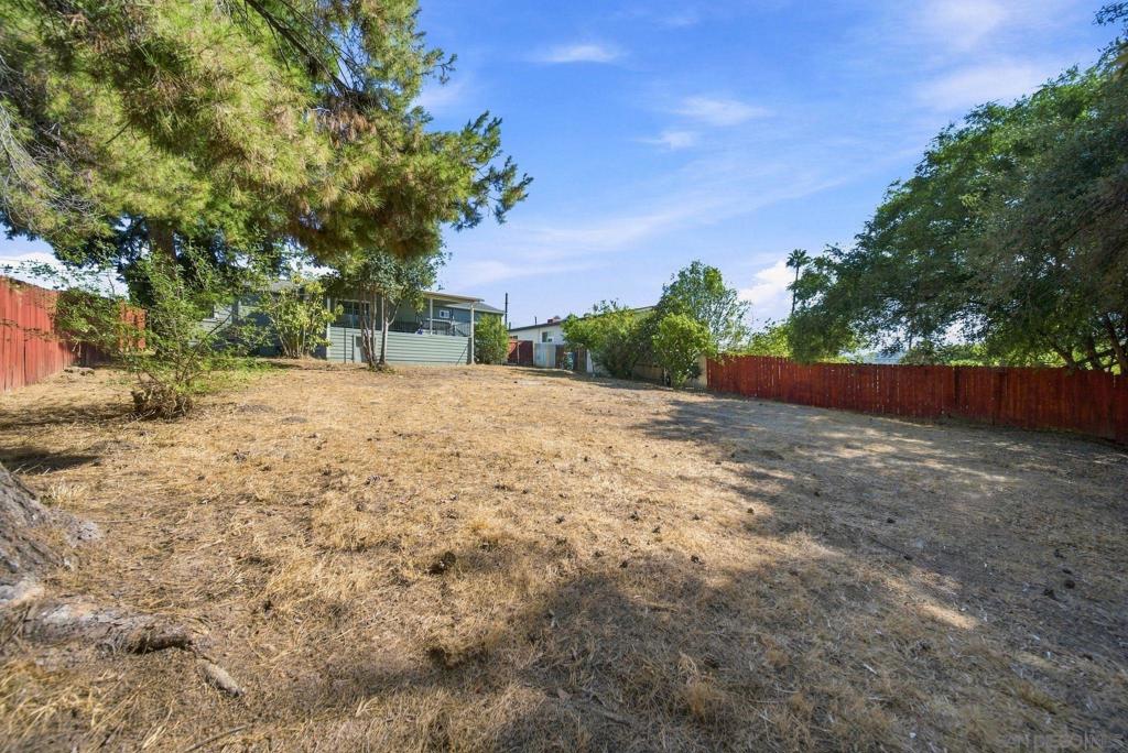 8661 Valencia St Property Photo 27