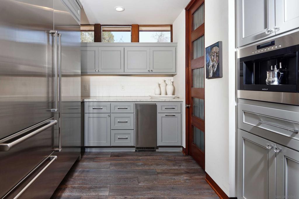 5330 Le Barron Rd Property Photo 11