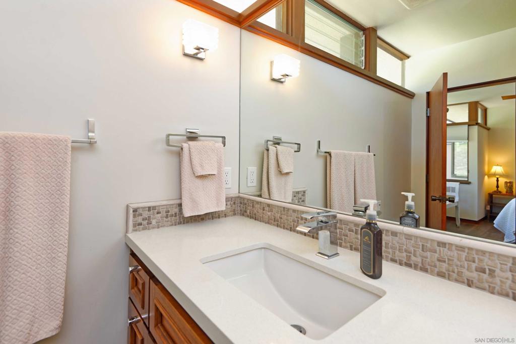 5330 Le Barron Rd Property Photo 22