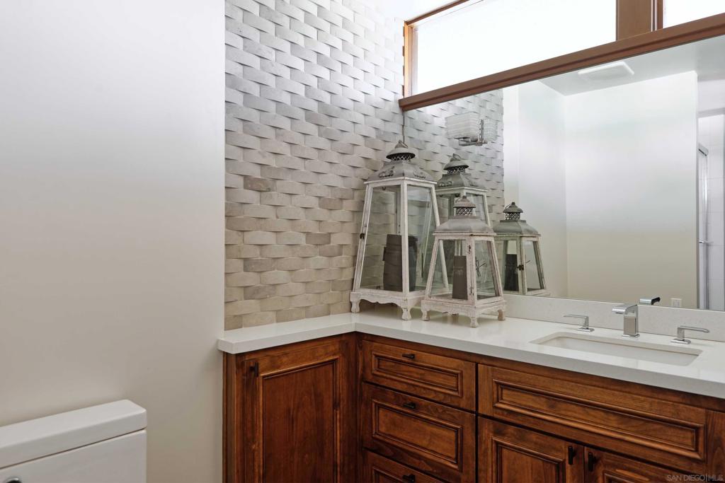 5330 Le Barron Rd Property Photo 24