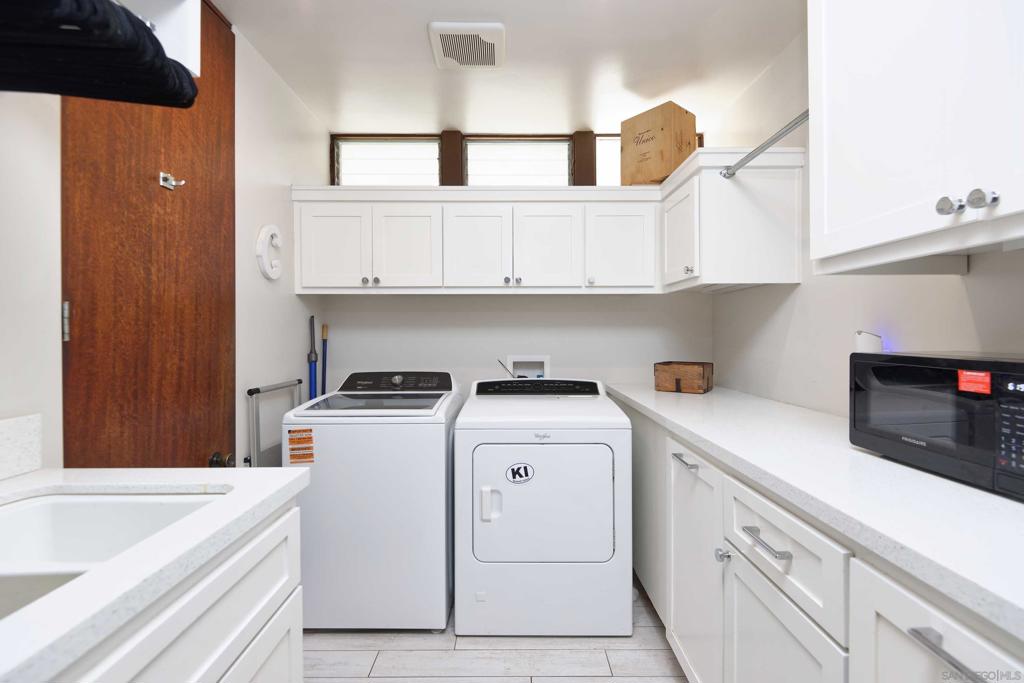 5330 Le Barron Rd Property Photo 26