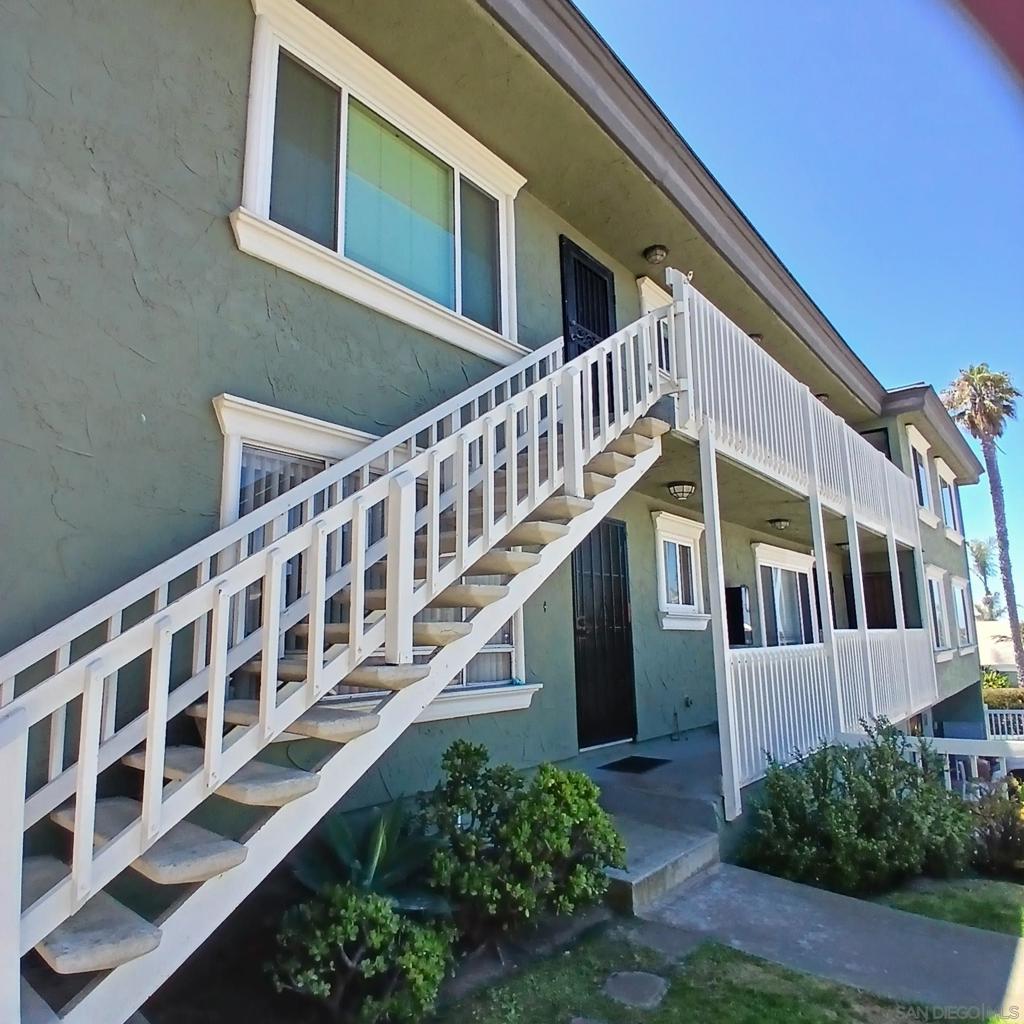 1641 Sunset Cliffs Blvd Property Photo 1