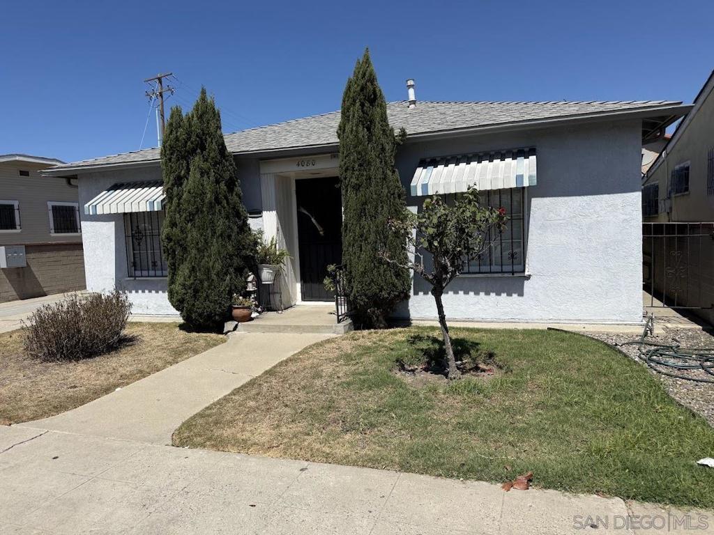 4080 4078 Orange Avenue Property Photo 1