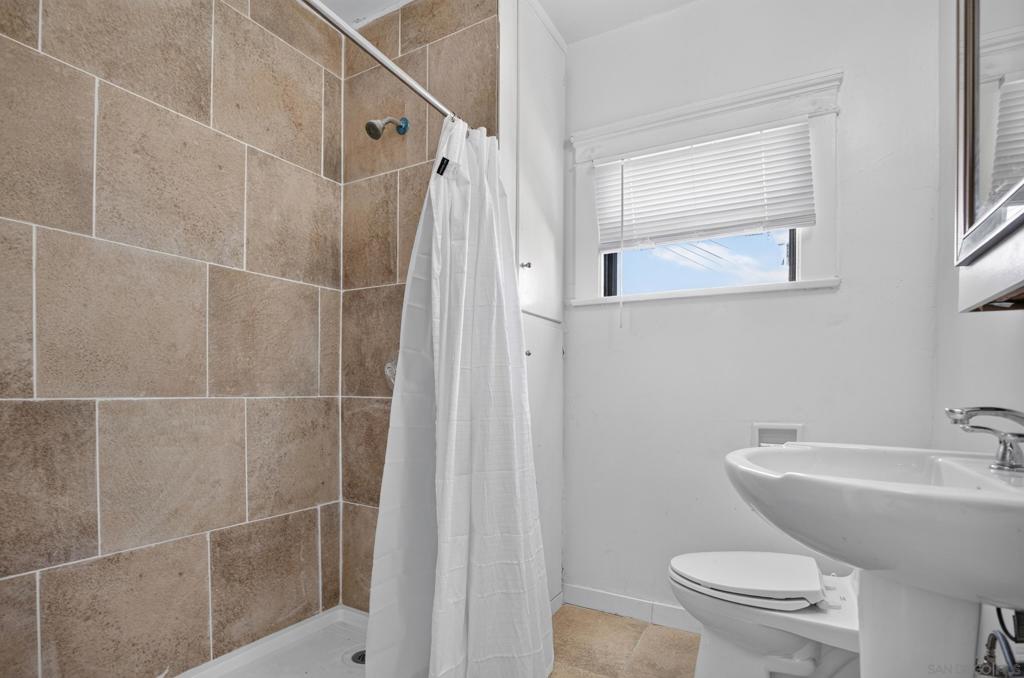 3737 1st Property Photo 23