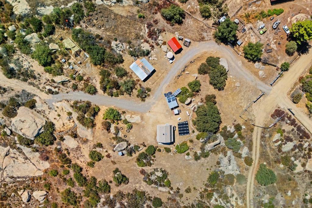 21037 Fog Ridge Property Photo 4