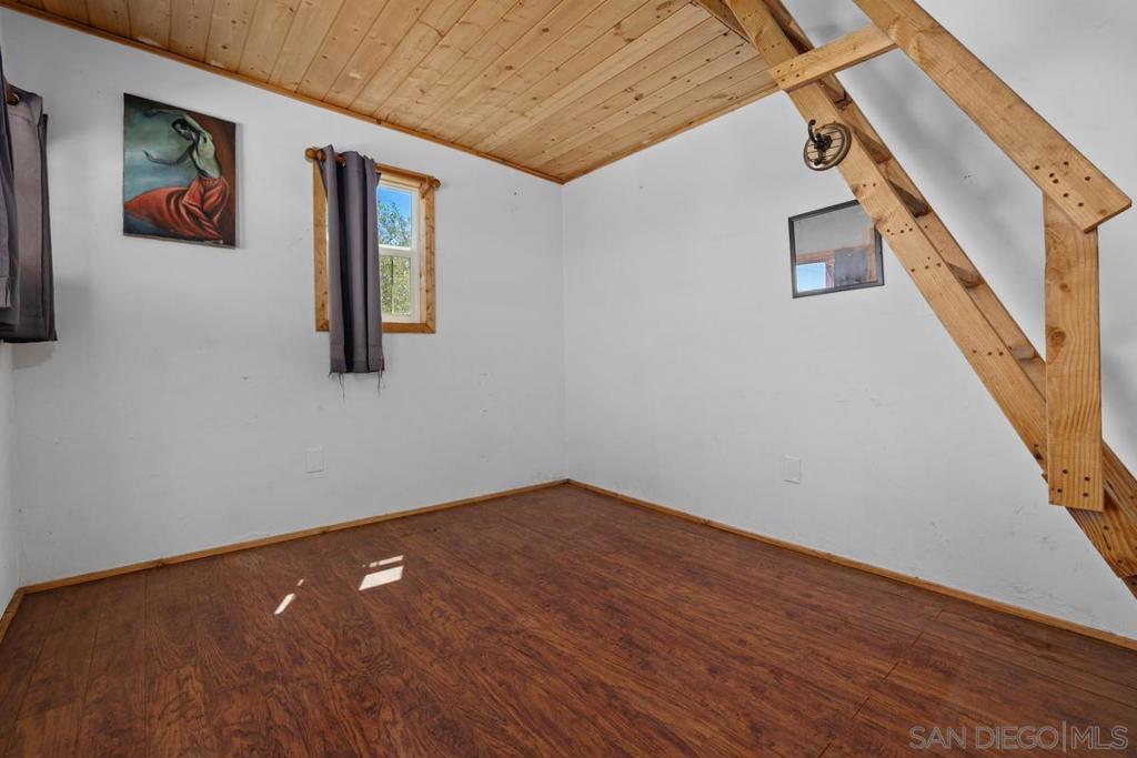 21037 Fog Ridge Property Photo 21