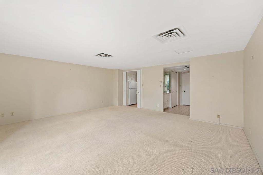 939 Coast Blvd 4h Property Photo 7