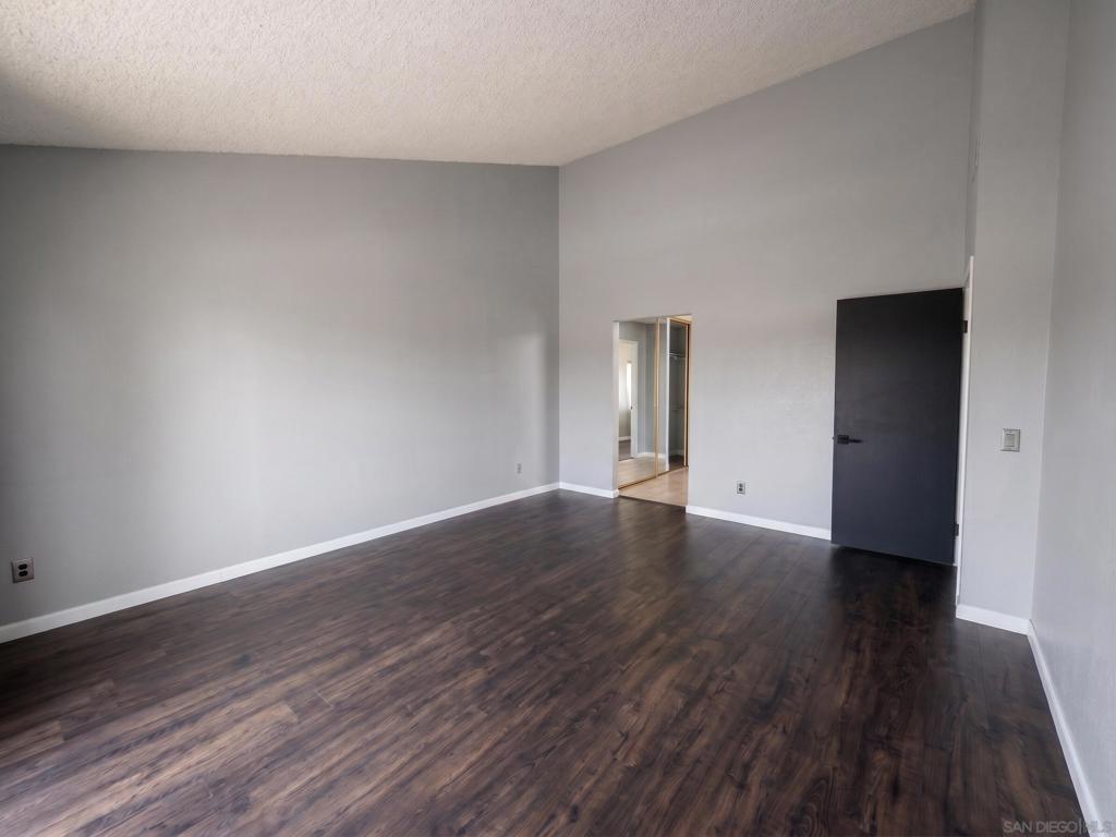4933 Camino David Property Photo 9