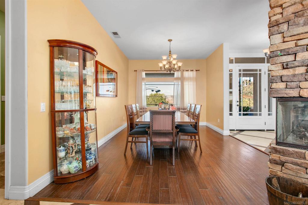 12811 09 Jackson Hill Dr Property Photo 9