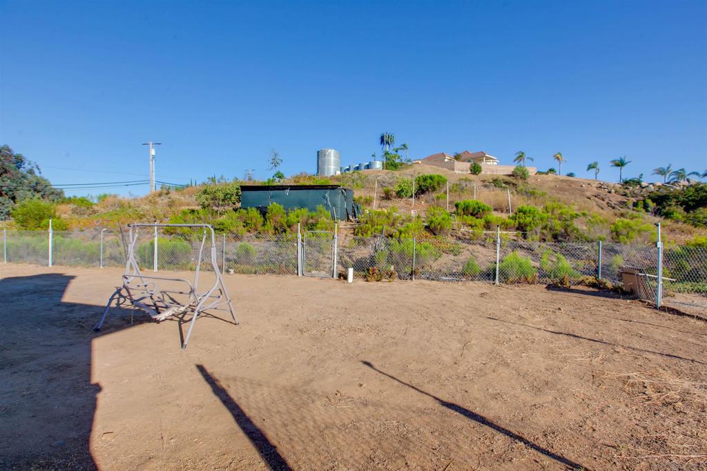 12811 09 Jackson Hill Dr Property Photo 38