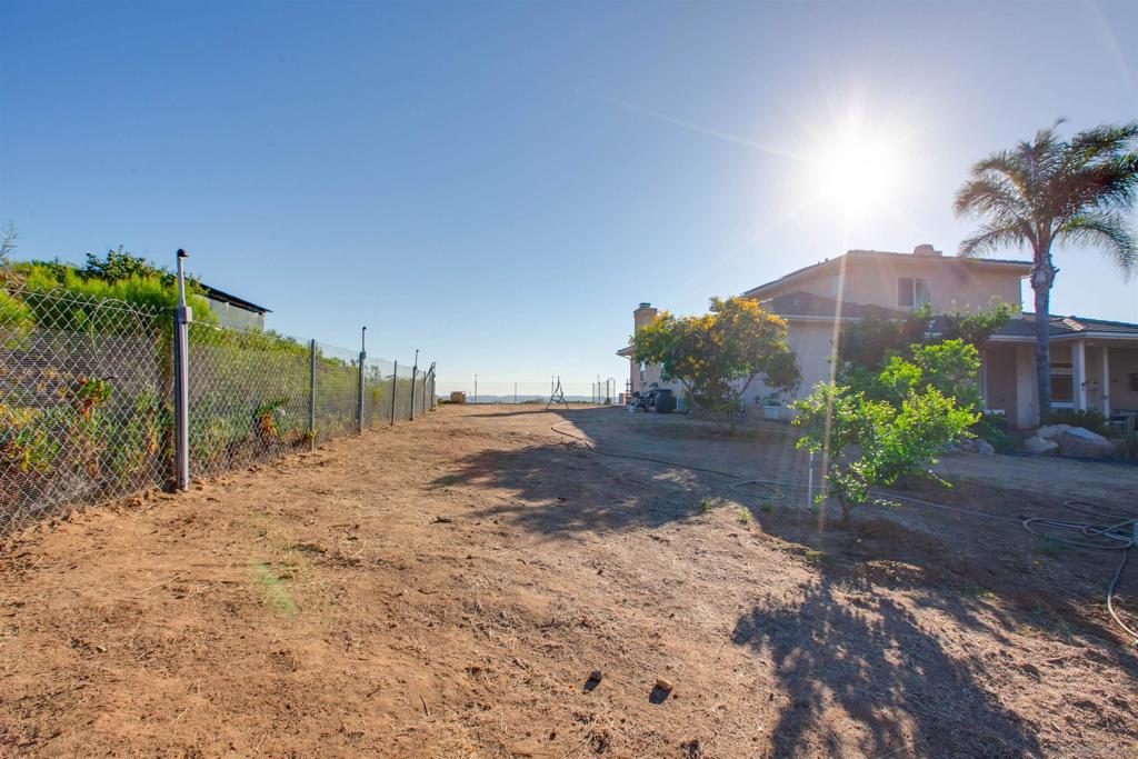 12811 09 Jackson Hill Dr Property Photo 39