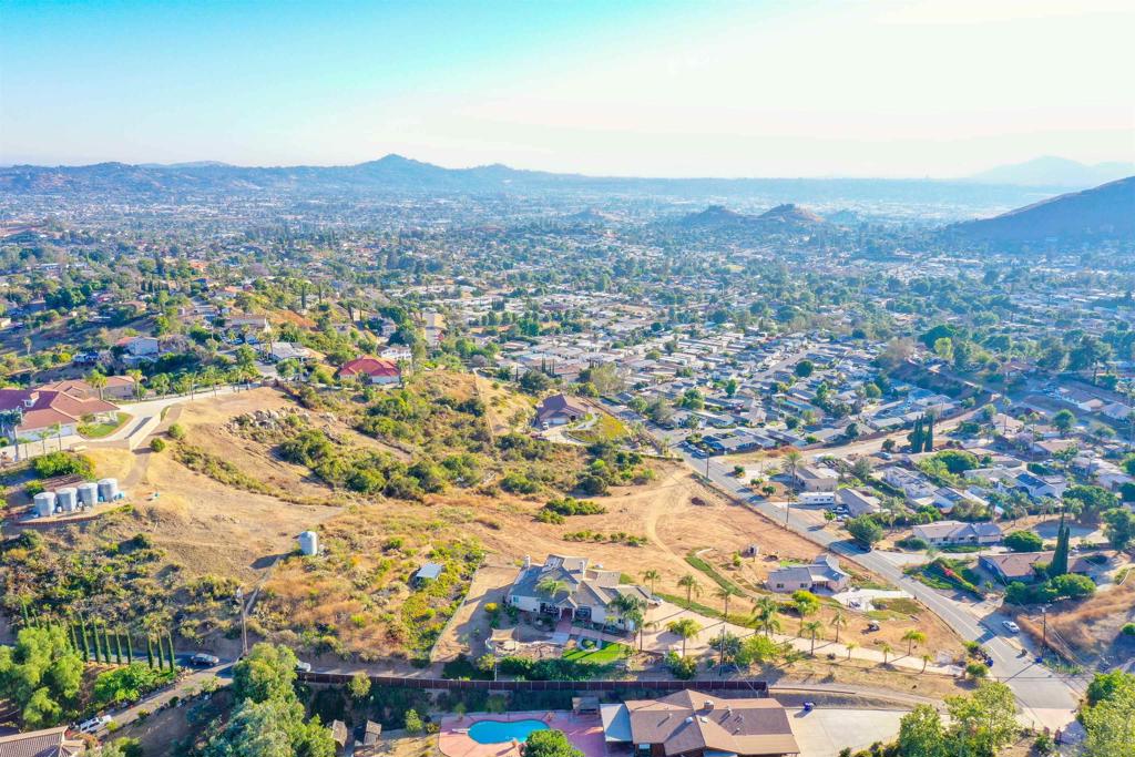 12811 09 Jackson Hill Dr Property Photo 45