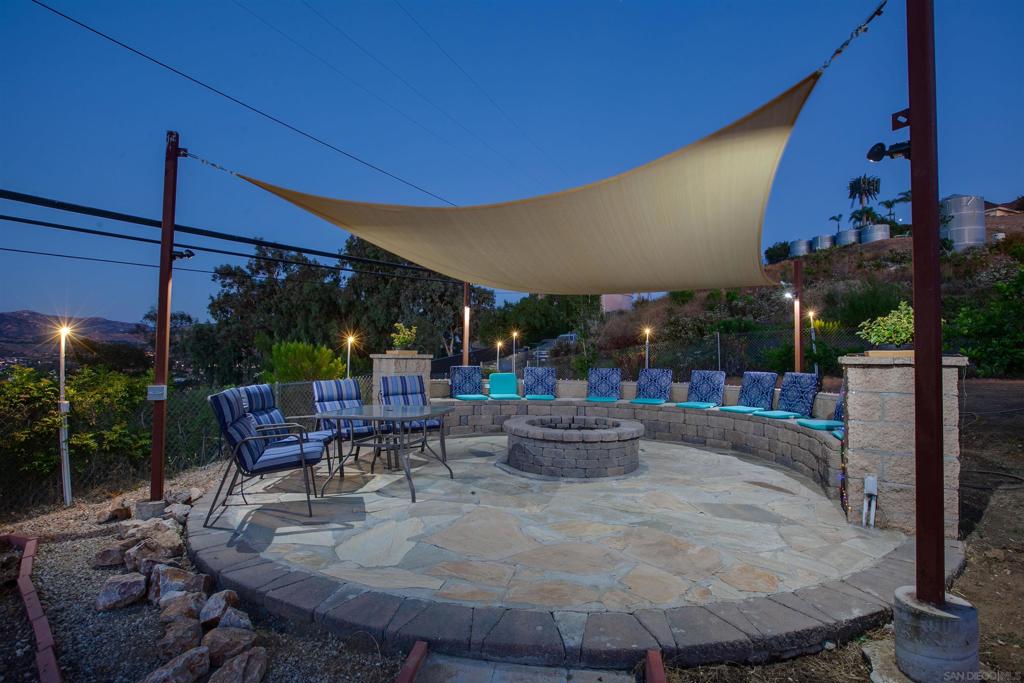 12811 09 Jackson Hill Dr Property Photo 64