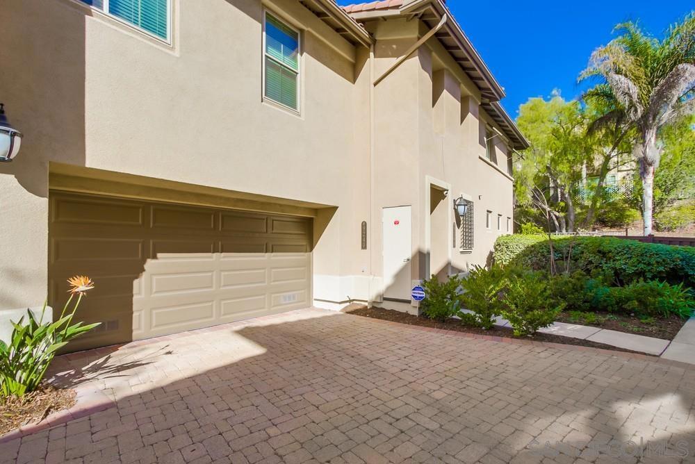 9240 Piantino Way Property Photo 2