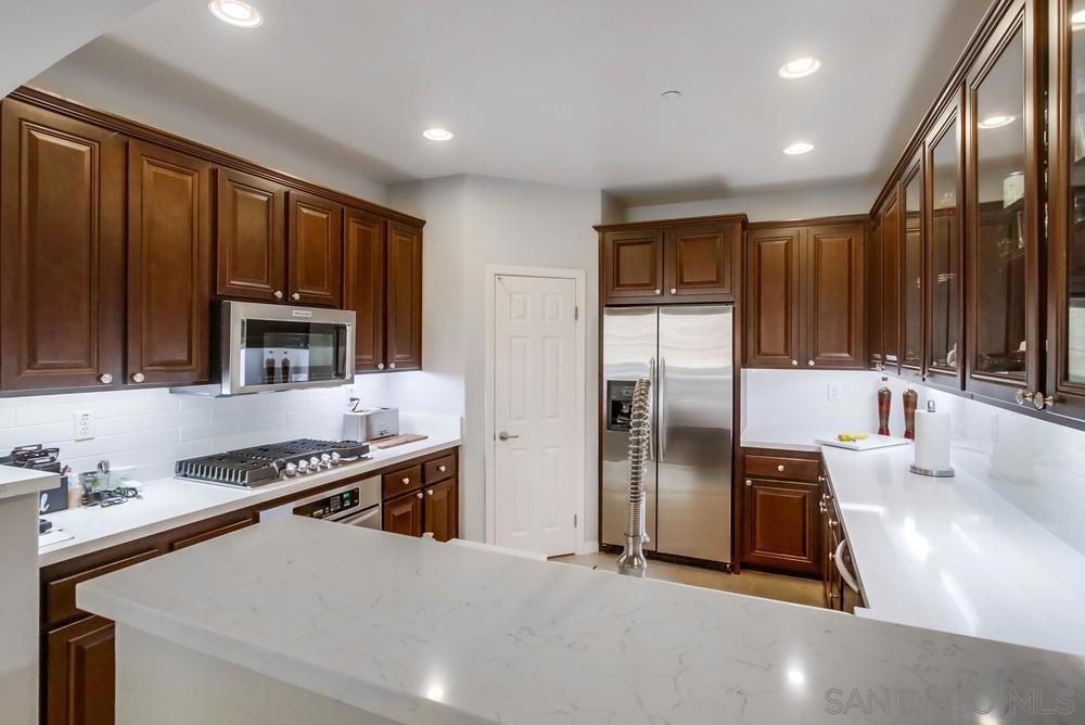 9240 Piantino Way Property Photo 11