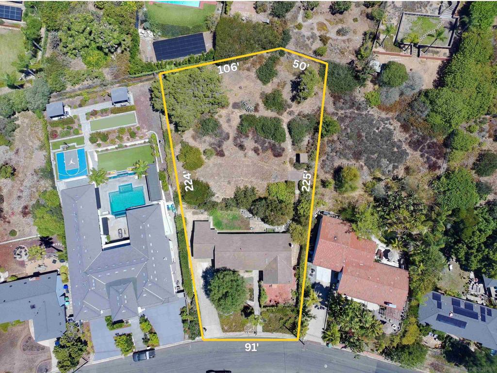 6381 Castejon Property Photo 1