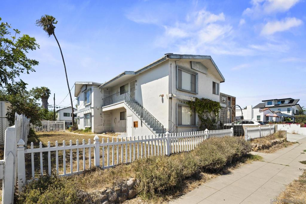 3732 38 Wilson Property Photo 1