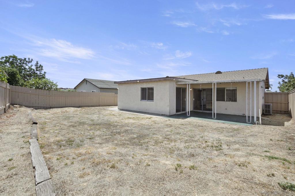 10625 Amantha Ave Property Photo 22