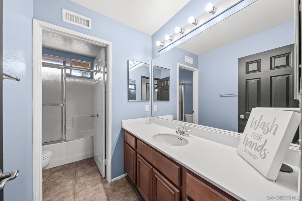 28587 Midsummer Property Photo 35