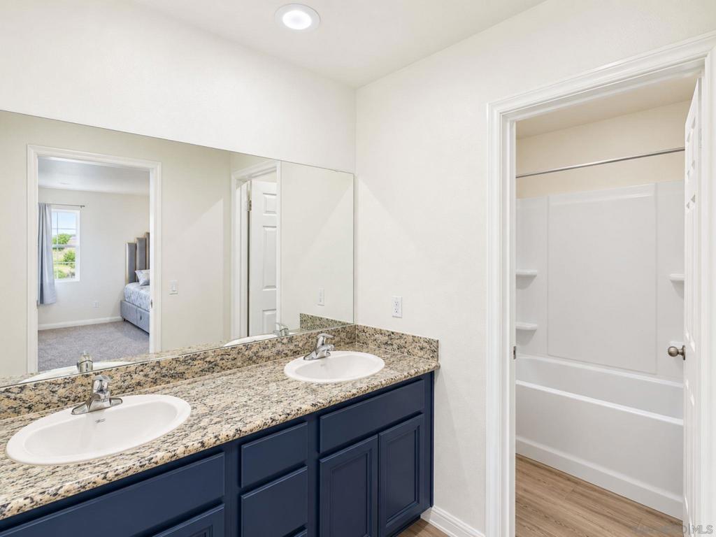 274 Vermont Court Property Photo 20