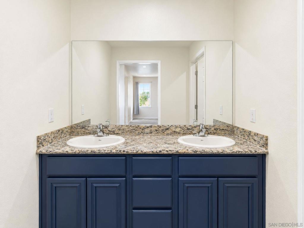 274 Vermont Court Property Photo 21