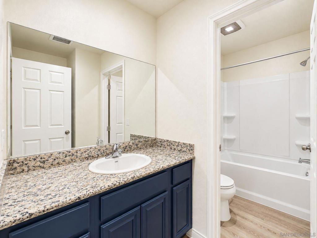 274 Vermont Court Property Photo 22