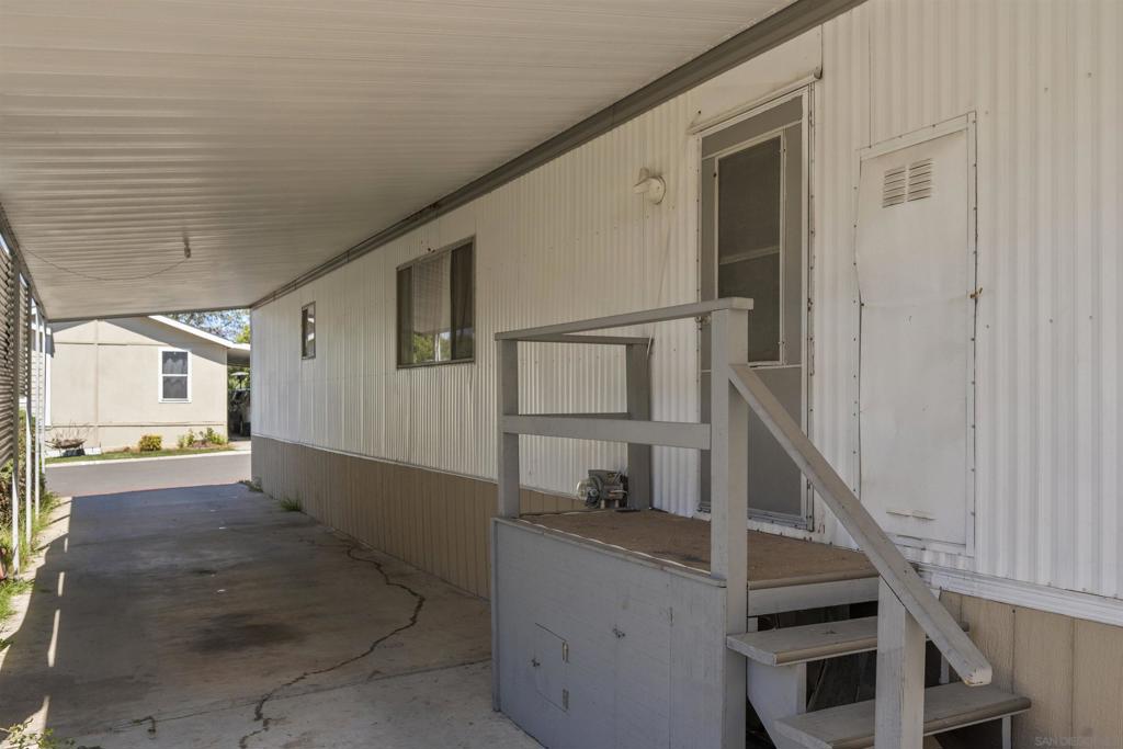 10767 Jamacha Spc 98 Property Photo 28