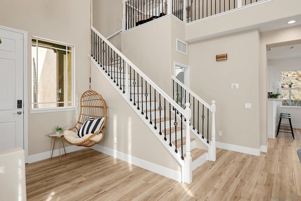 11462 Cortina Pl Property Photo 23
