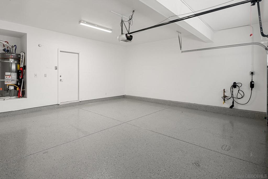 11462 Cortina Pl Property Photo 63