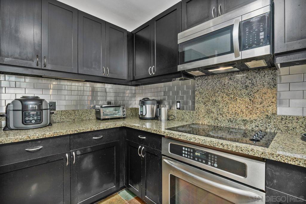 1150 J St 524 Property Photo 5